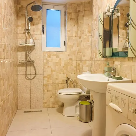 Limehouse Skanderbeg Square Center Apartament *